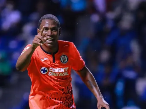 Com Angulo longe, Bustos indica contratação de atacante do Barcelona (EQU)