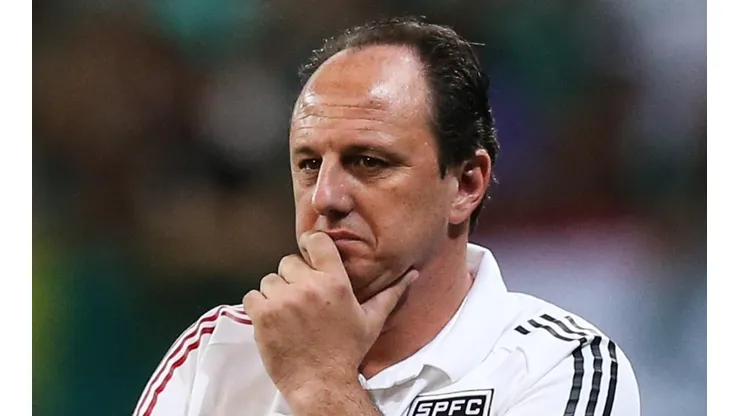- Ceni passou pelo Fla e está atualmente no Tricolor Paulista