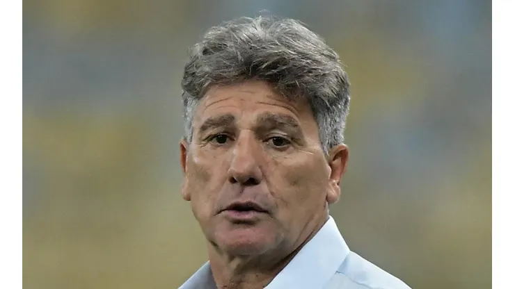 - Renato Portaluppi está desempregado