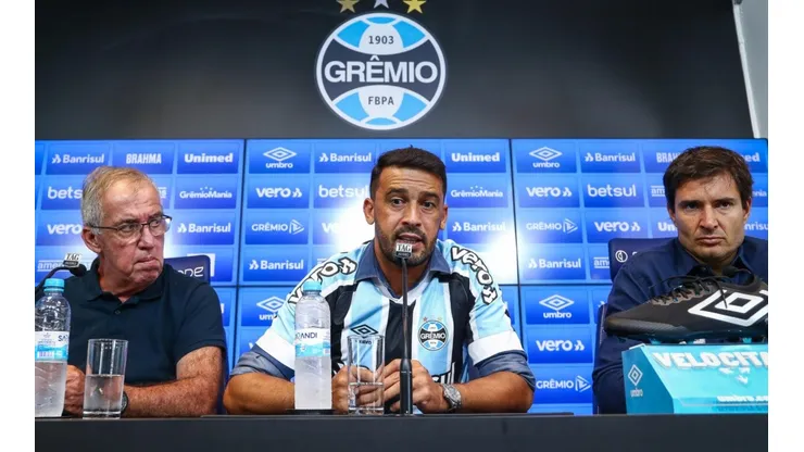 Foto: Lucas Uebel/Grêmio/Divulgação - Edilson: apresentado oficialmente durante a semana