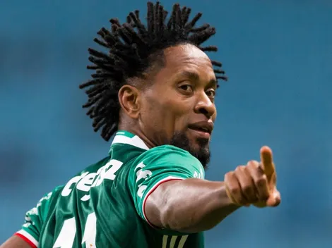 Zé Roberto 'enlouquece' e vira manchete em camarote do Palmeiras; assista