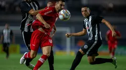 Foto: Alisson Frazao/AGIF - Rafael Longuine voltou ao CRB nesta temporada e mostrou decepção com início da equipe