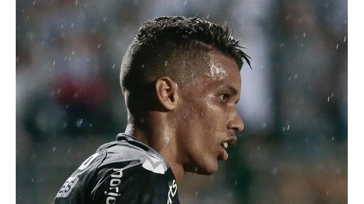 Foto: Marcello Zambrana/AGIF - Pedrinho teve sseu futuro revelado por seu staff