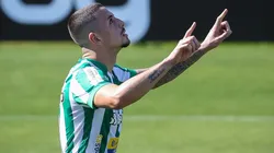 Foto: Pedro H. Tesch/AGIF - Matheus Peixoto foi oferecido ao Grêmio nos últimos dias, mas acabou fechando com Ceará