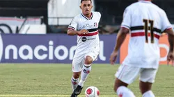 Rafael Melo/Santa Cruz - Esquerdinha, meia do Santa Cruz