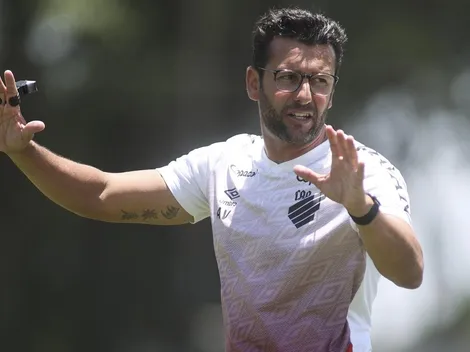 Valentim é avisado sobre lesão e estuda 3 estratégias táticas para suprir desfalque contra o Londrina