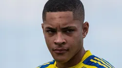 Foto: Gustavo Aleixo/Cruzeiro/Divulgação - Vitor Roque: deixou o gramado de maca contra o Tuntum