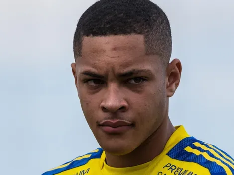 Pezzolano expõe situações de Canesin e Vitor Roque após sustos