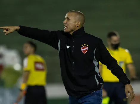 Higo Magalhães cita pontos de evolução no Vila Nova após classificação na Copa do Brasil