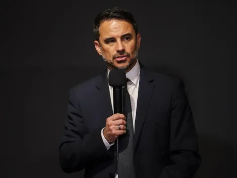 Além de Júnior Alonso, Rodrigo Caetano contrata lateral do Santos