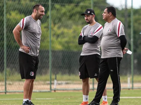 “Não vou deixar de pedir”: Leston Júnior pede foco em clássico em meio a agito político