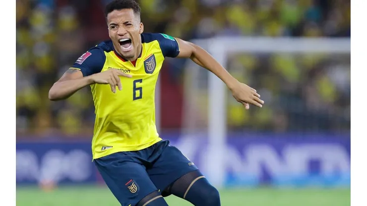 Foto: Franklin Jacome/Getty Images - Byron Castillo foi considerado o melhor LD da América do Sul em 2021 atuando pelo Barcelona-EQU