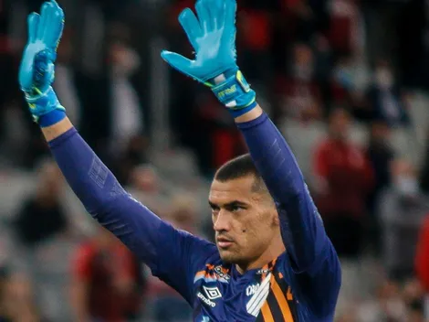 R$ 20 milhões entram em pauta e Athletico vê Flamengo definindo situação de goleiro Santos