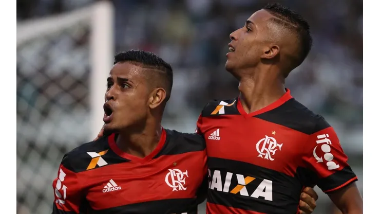 - Textor está em busca de reforços para deixar a equipe do Botafogo mais competitiva