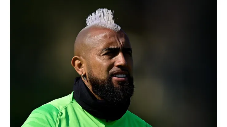 - Vidal sonha em vestir a camisa do CRF