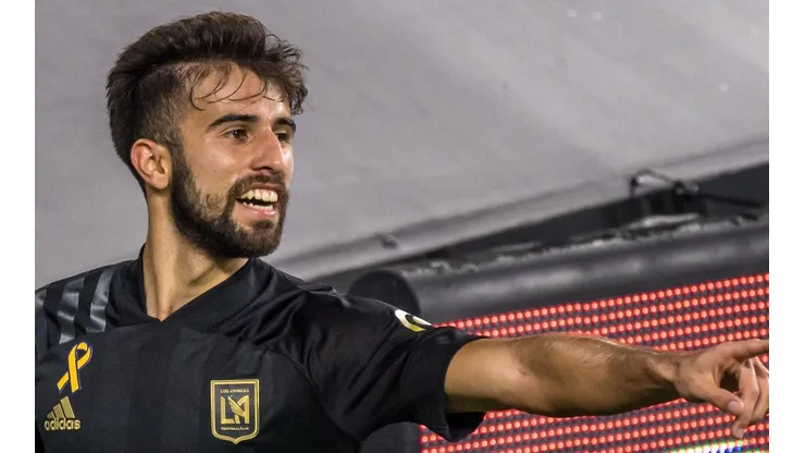 (Photo by Shaun Clark/Getty Images) - Diego Rossi falou sobre o Flamengo.