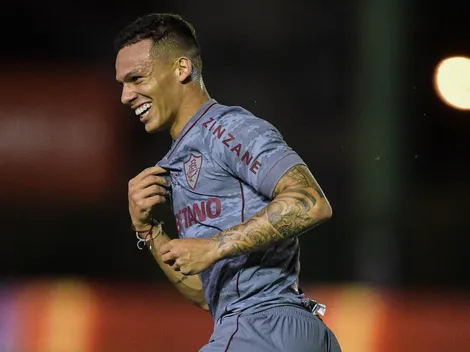 Calegari comemora oportunidade no profissional e valoriza mescla no elenco do Fluzão