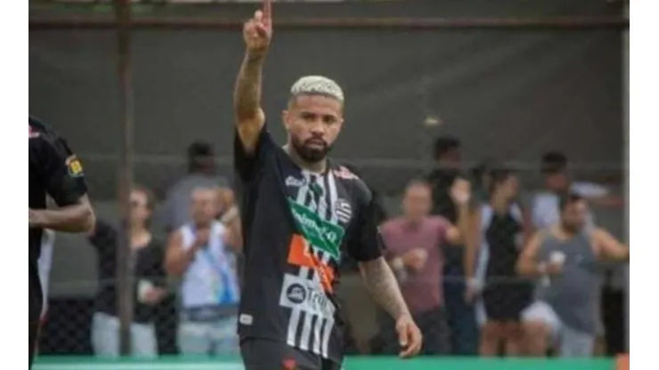 Foto: Beni Jr/Athletic - Ronaldo quer colega de Douglas Santos do Athletic