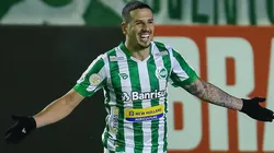 Foto: (Pedro H. Tesch/AGIF) - Matheus Peixoto, ex-Juventude, é o novo centroavante do Ceará