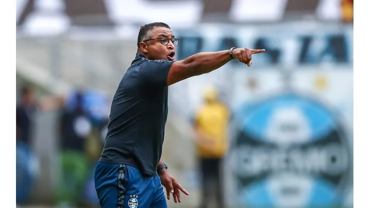 Foto: Lucas Uebel/Grêmio/Divulgação - Roger Machado: irá analisar o jogador nos treinamentos