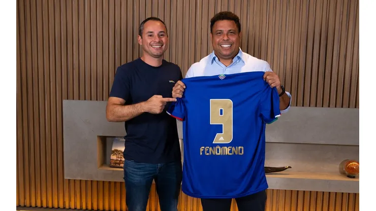 Ronaldo assumiu os investimentos do Cruzeiro no começo deste ano e deve oficializar a compra de 90% da SAF do Clube