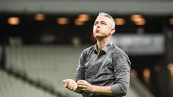 Kely Pereira/AGIF. Tiago Nunes pode receber o tão esperado centroavante para o Ceará.