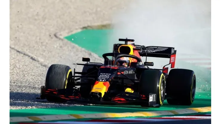 Foto: Mark Thompson/Getty Images - Max Verstappen, da RBR, fez o melhor tempo nos testes de pré-temporada, no Bahrein