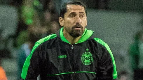 Foto: (Robson Mafra/AGIF) - Gustavo Morínigo perdeu dois pilares do Coritiba por conta de problemas musculares