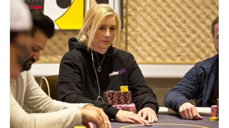 Vanessa Kade pode conquistar o maior prêmio da carreira (Foto: Jamie Thomson/PokerNews)