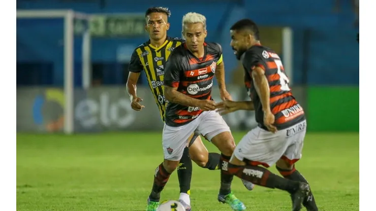 Foto: Fernando Torres/AGIF - Apesar da classificação na Copa do Brasil, Vitória vive fase difícil no estadual