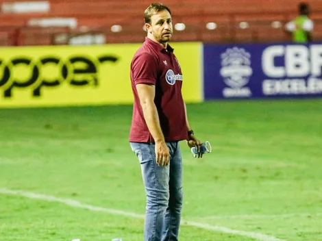 Novidades à vista? Felipe Conceição tem novas opções para escalar o Náutico contra o Sport