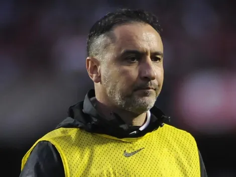 Defensor sofre lesão e vira problema para Vitor Pereira; tempo de afastamento preocupa