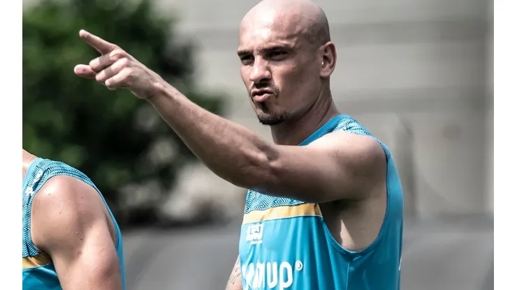 Foto: Ivan Storti/Santos FC - Maicon acaba de chegar ao Santos e pode viabilizar saída de Robson Reis na próxima janela