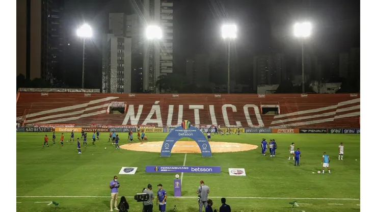 Foto: Paulo Paiva/AGIF - Náutico volta a receber público no estádio dos Aflitos