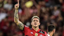 - A diretoria ainda destacou que Pedro afirmou que deseja ficar