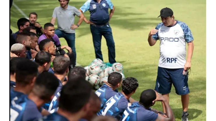Ricardo Chicarelli/Londrina - Adilson Batista, técnico do Londrina