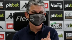 Carlos Brazil é o homem forte do futebol do Vasco (Foto: Thiago Ribeiro/AGIF)