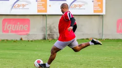 Rafael Vieira/AGIF - Walter, ex-atacante do Santa Cruz