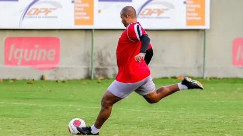Rafael Vieira/AGIF - Walter, ex-atacante do Santa Cruz