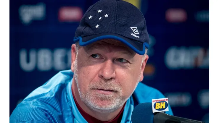 Pedro Vale/AGIF - Cruzeiro é condenado a pagar quase R$ 1 MI a Mano Menezes