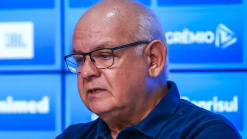 Foto: Lucas Uebel / Flickr Grêmio - Romildo é informado sobre situação de reforço especulado no Imortal