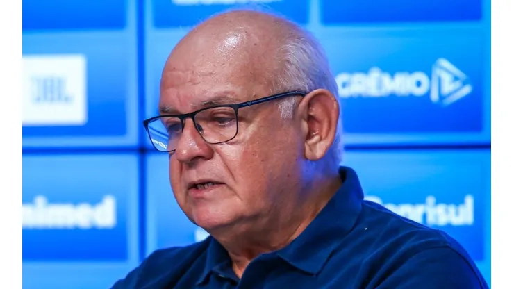 Foto: Lucas Uebel / Flickr Grêmio - Romildo é informado sobre situação de reforço especulado no Imortal