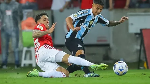 Pedro H. Tesch/AGIF/ Internacional x Grêmio: Onde assistir AO VIVO o clássico pelo Campeonato Gaúcho