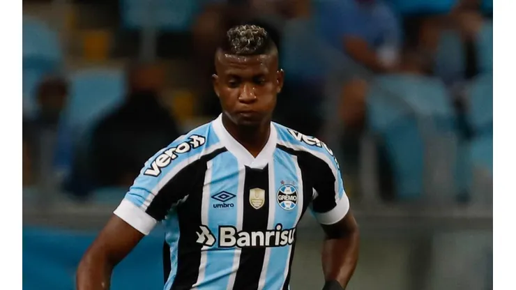 - O Roger manteve mistério no último treinamento antes do clássico