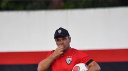 “Oportunidade excelente”; empresário de defensor confirma interessa mútuo e Louzer deve ganhar mais reforço