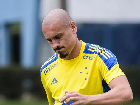 Maicon expõe bastidores sobre a saída do Cruzeiro