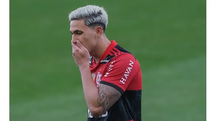 Foto: Marcello Zambrana/AGIF - Pedro é reserva atualmente no Flamengo e vê Palmeiras oferecer 'caminhão de dinheiro' para sua contratação
