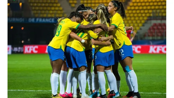 A2M/CBF/ De proibição no passado a ascensão nos últimos anos: A história do futebol feminino no Brasil