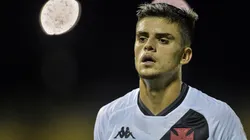 Foto: Thiago Ribeiro/AGIF - Gabriel Pec teve renovação acertada há duas semanas, mas Vasco pode contratar ponta da Caldense para Série B