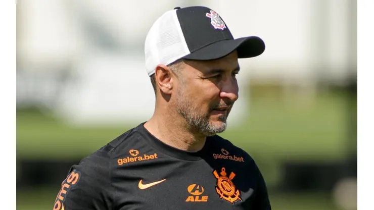 Foto: Rodrigo Coca/Ag. Corinthians - Treinador retomou os trabalhos após derrota no clássico.